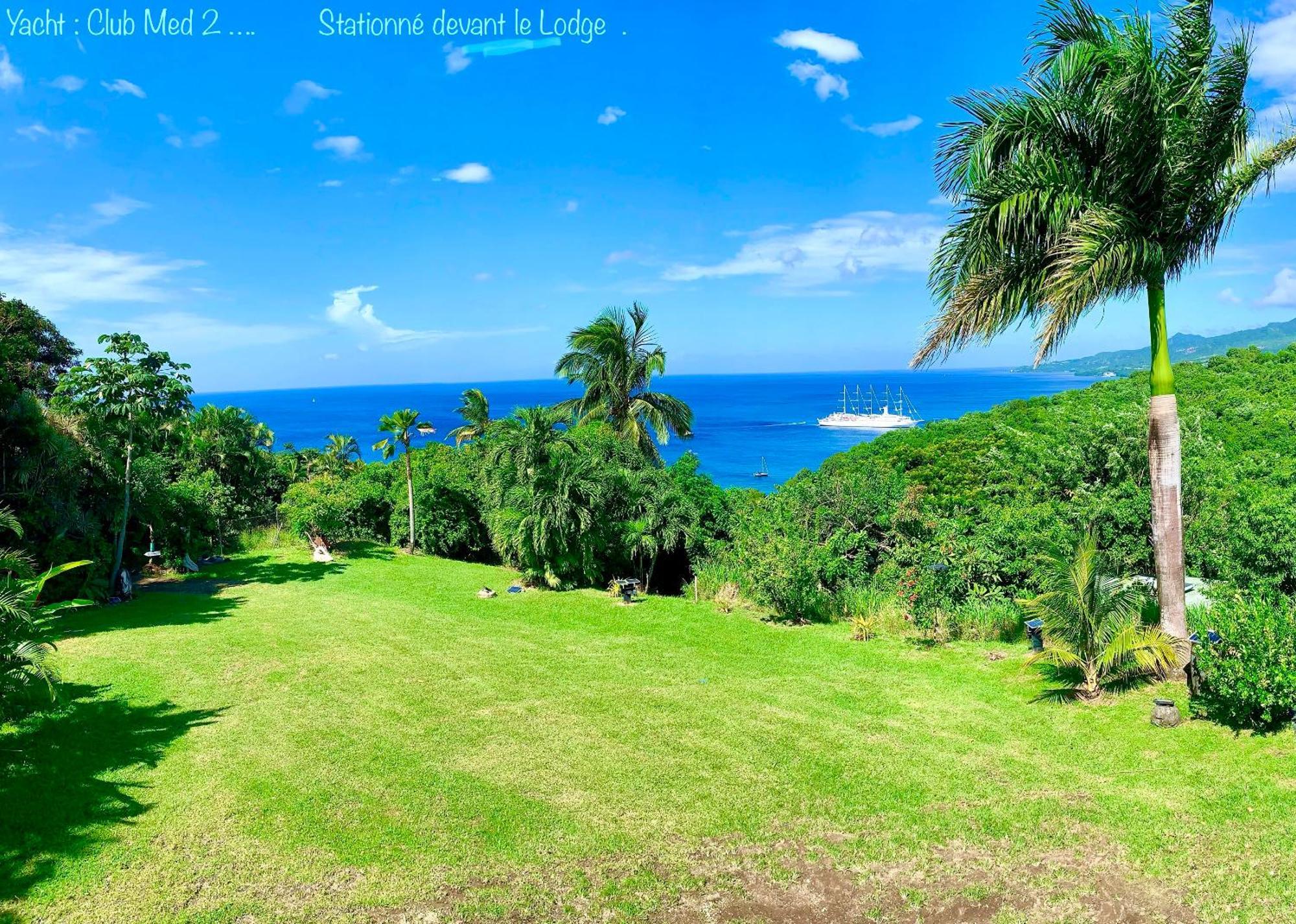 Lodge Colibris Piscine Privee Vue Panoramique Mer Et Montagne Pelee , 500 M Plage Dans Un Parc , Calme Assure Ideal Pour Decouvrir Le Nord Caraibes Le Carbet Exterior foto